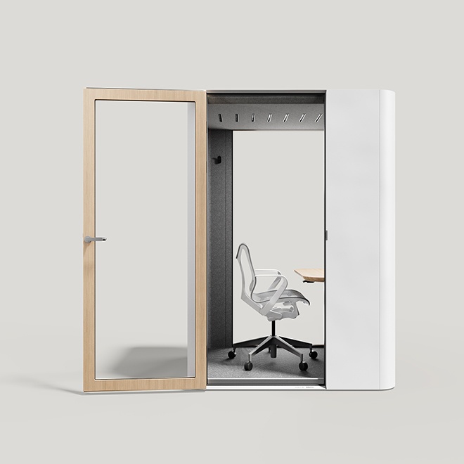 spacem-02-frontopen-200928